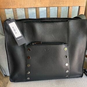 Hammit Diaper black leather bag NWT: Super rare.